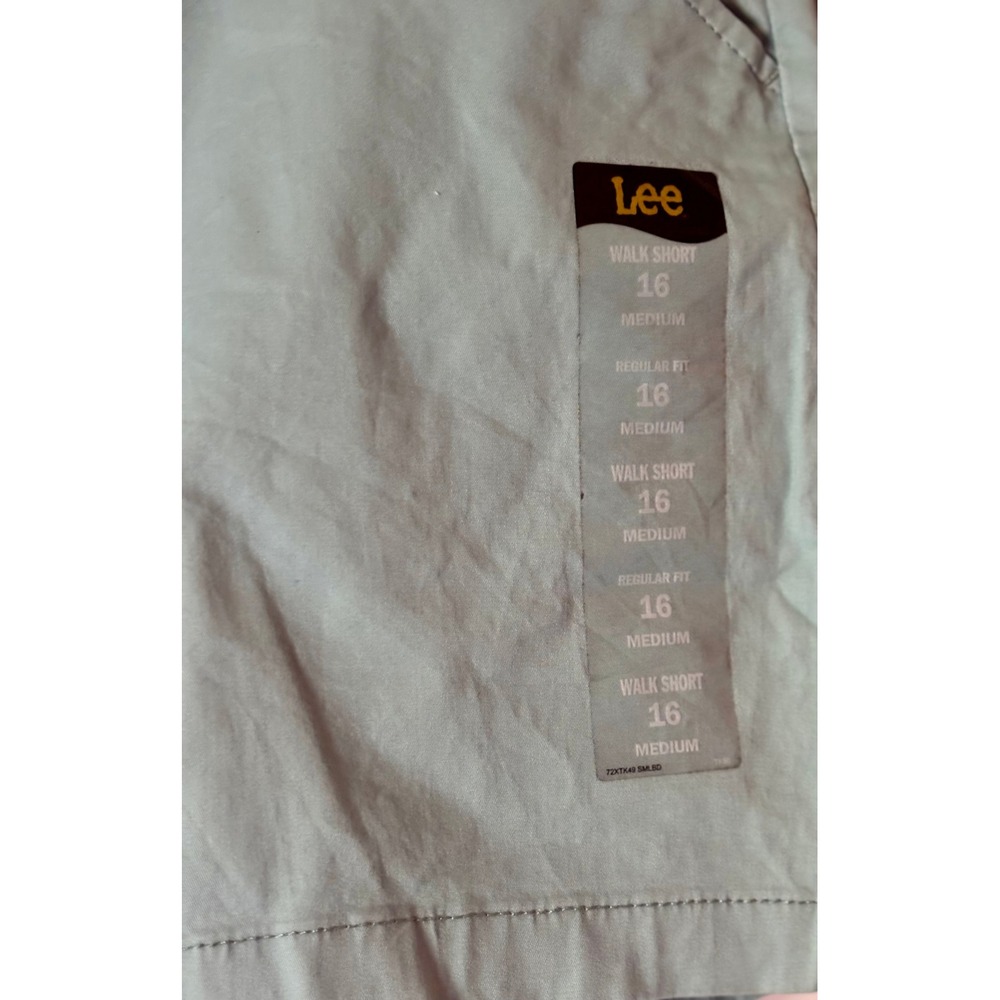 NWT Lee Women Mint Green Walk Shorts Regular Fit Mid Rise Size 16 Medium 4622038 - Picture 2 of 6